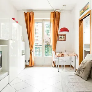  Appartamento San Siro Stadium Garden Flat